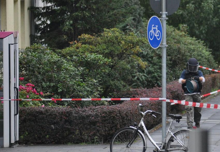 Kofferbombe entschaerft Koeln Graeffstr Subbelratherstr P034.JPG